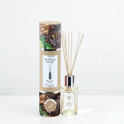 homeperfume_AB_dyfuzor_zapachowy_150ml_bergamot_and_oud2_sk.jpg