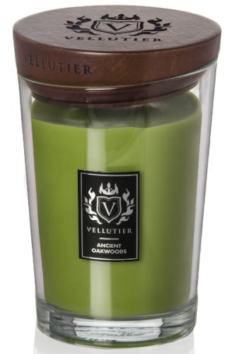 homeperfume_vellutier_świeca_L_ancient_oakwoods1_sk.jpg