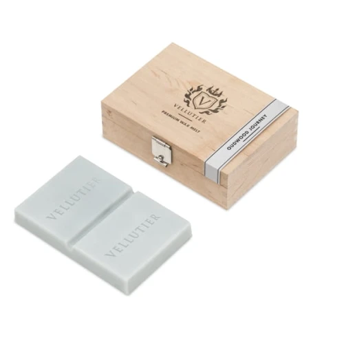 homeperfume_vellutier_wosk_oudwood_journey_sk.jpg
